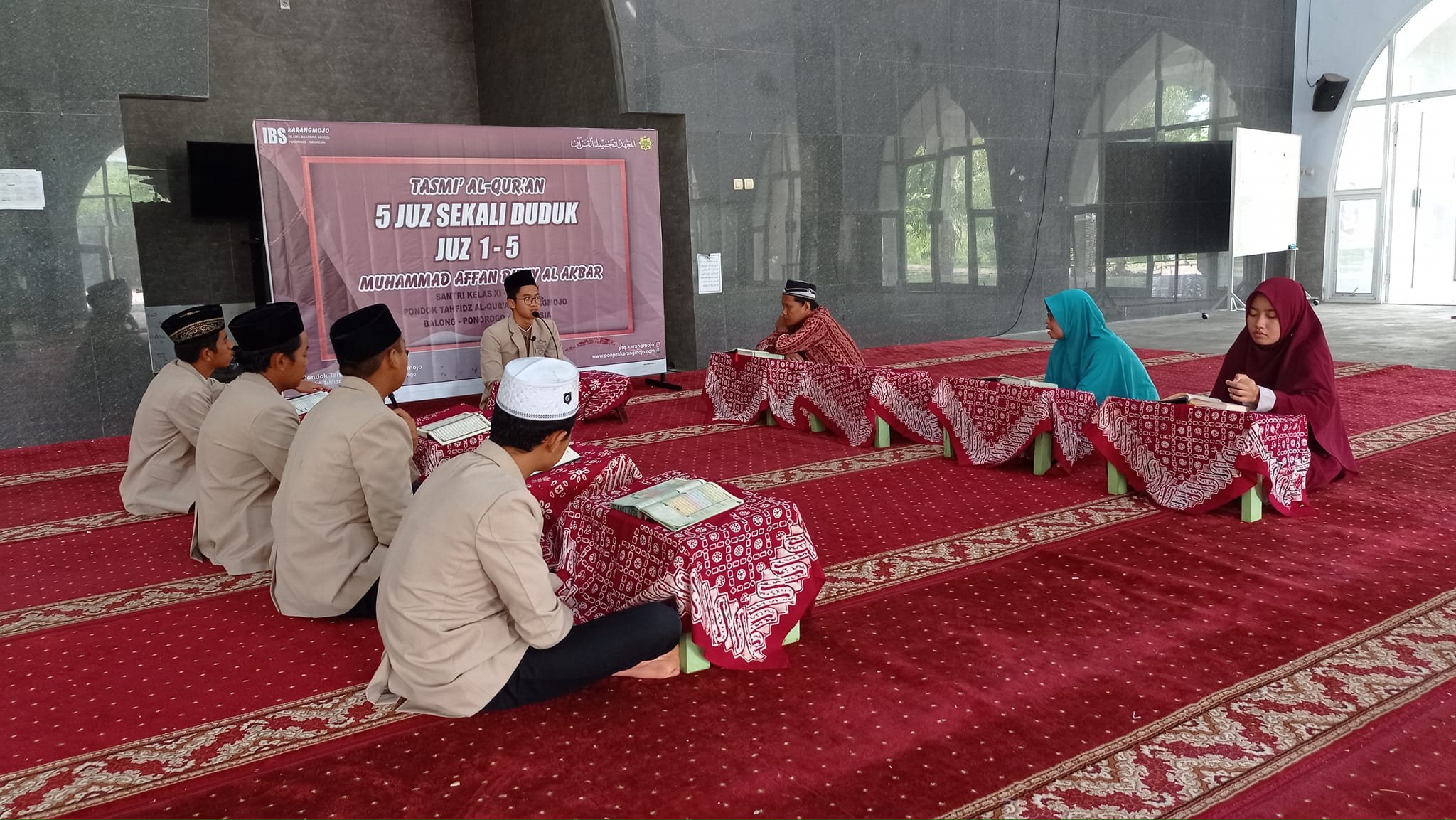 Kegiatan santri: 482026268_988331806726915_3315417327358701822_n.jpg