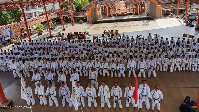 Kegiatan santri: karate.jpg